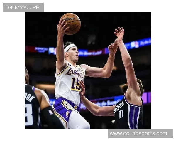 湖人缺少东詹却被里夫斯打爆德罗赞拉文表现为何不敌对手