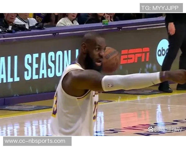 詹姆斯夫妇亲临现场支持洛杉矶道奇队精彩比赛未赴客场