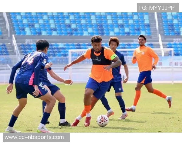 泰山队与玉昆队首发阵容揭晓瓦科彭啸谢文能领衔出战约尼查侯永永参赛 泰山队与玉昆队首发阵容揭晓瓦科彭啸谢文能领衔出战约尼查侯永永参赛